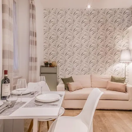 Vatican Chic House Ii Apartamento *